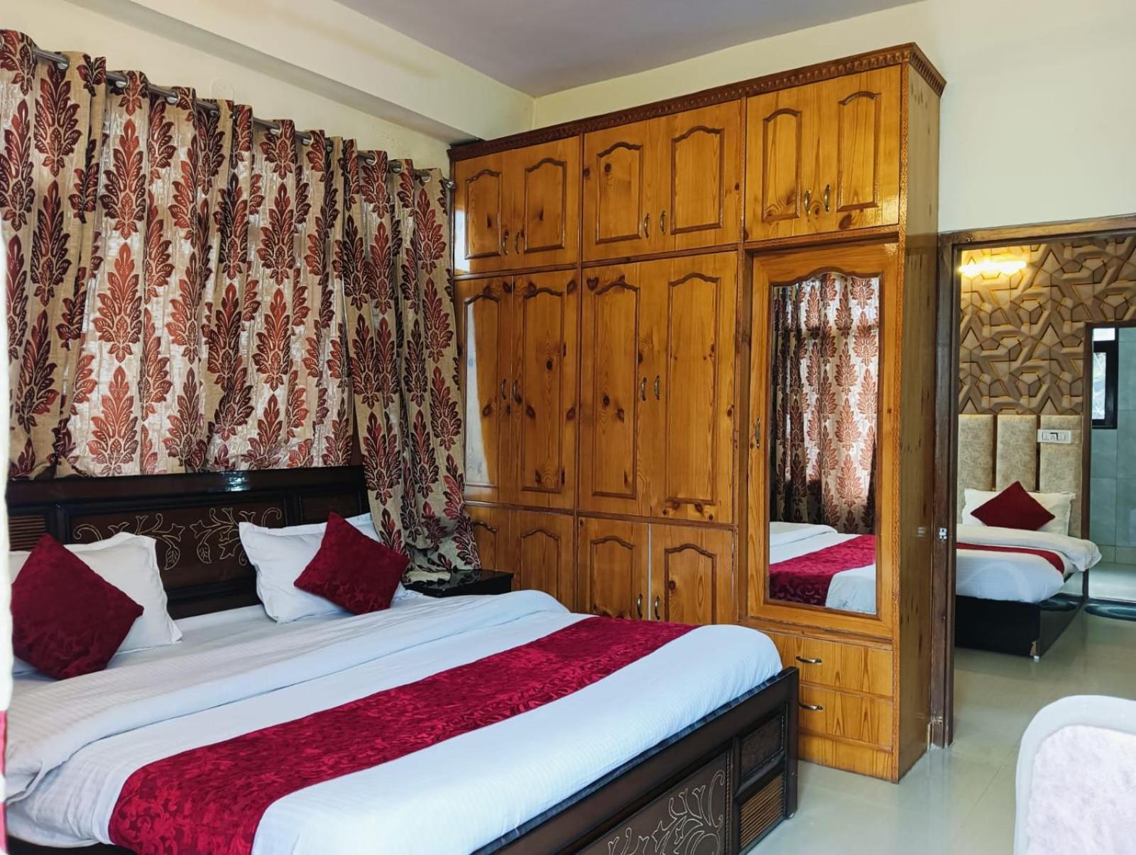 B&B Aston Shimla Hill'S Екстер'єр фото