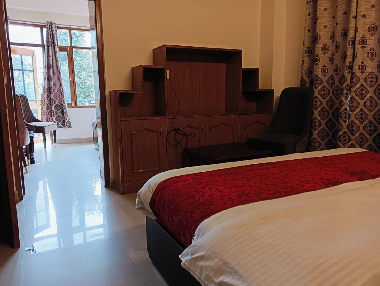 B&B Aston Shimla Hill'S Екстер'єр фото